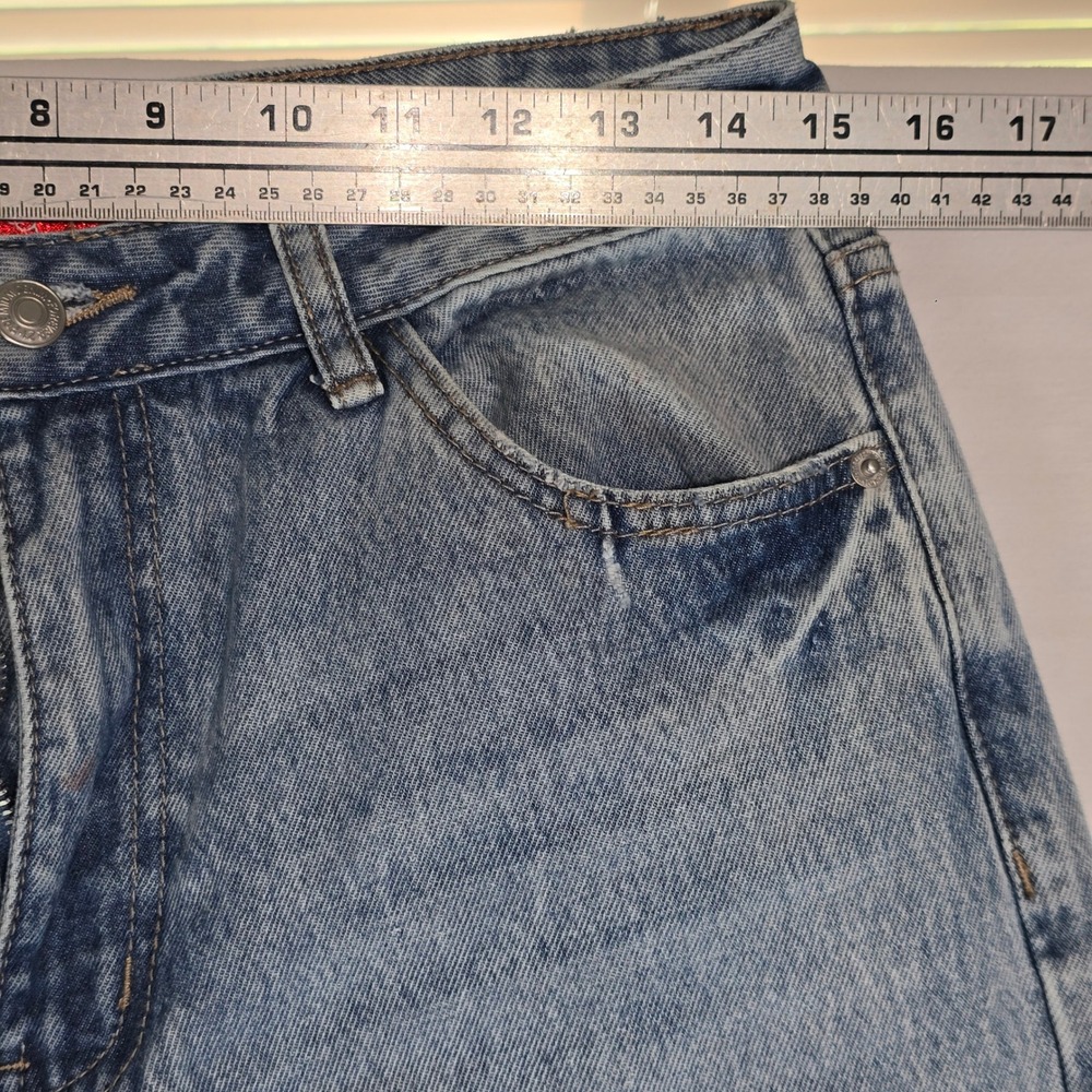 Forever 21 Hello Kitty Distressed Rhinestone Straight Leg Jeans Light Wash 29 - Picture 13 of 16